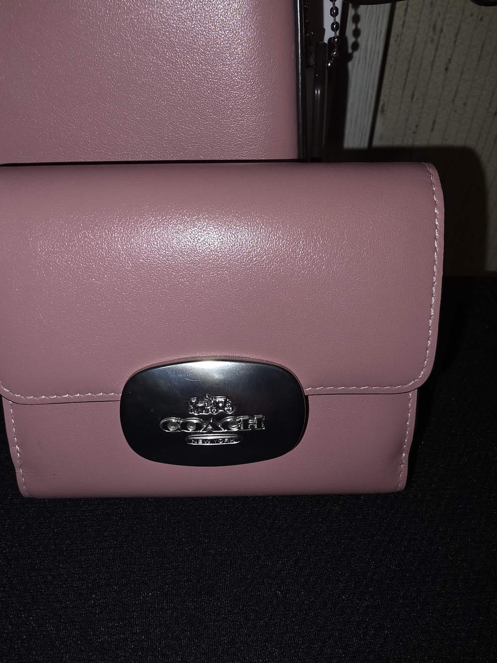 Coach Pink Leather Shoulder Bag with Matching Wallet - Picture 5 of 16